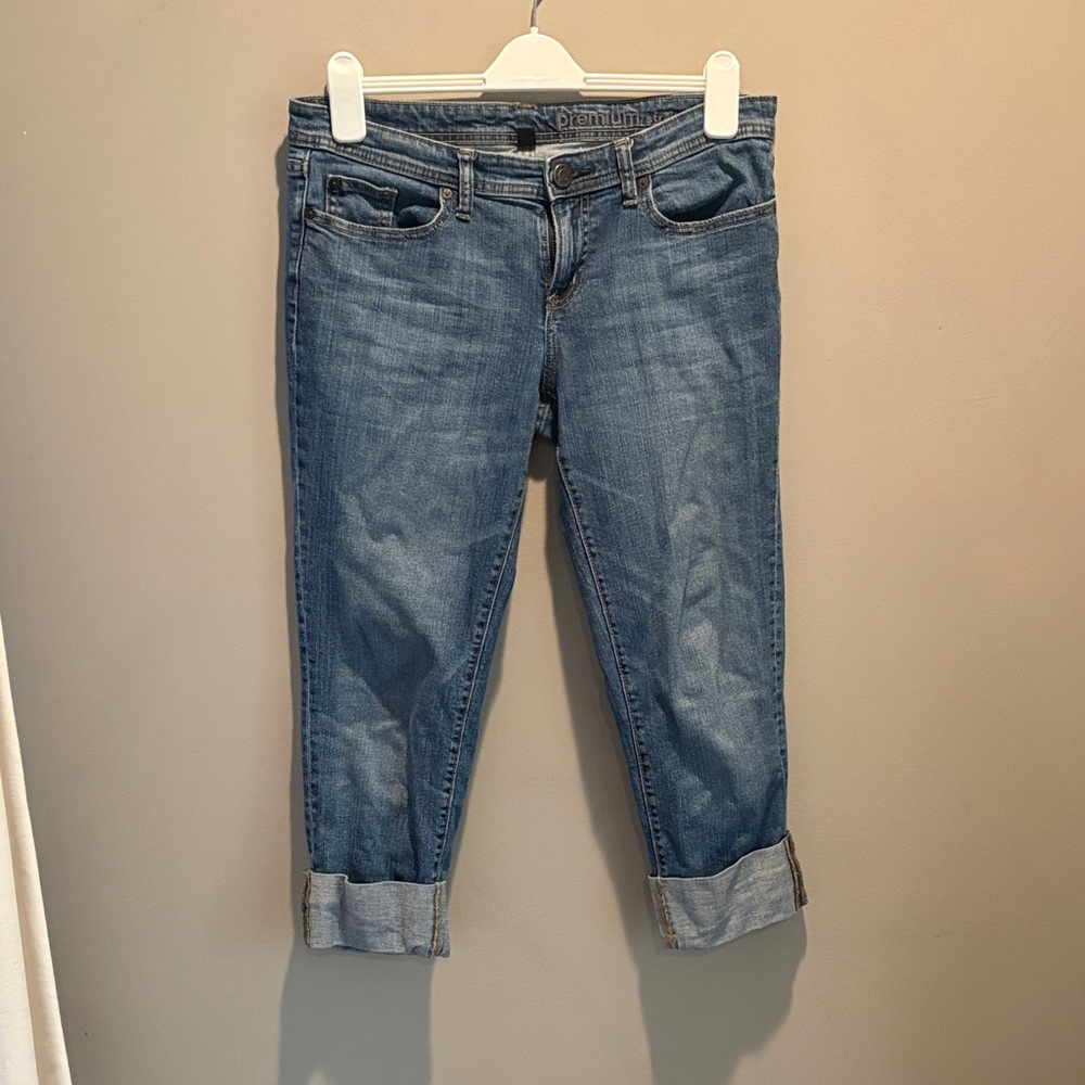 Women's Cuffed Jeans